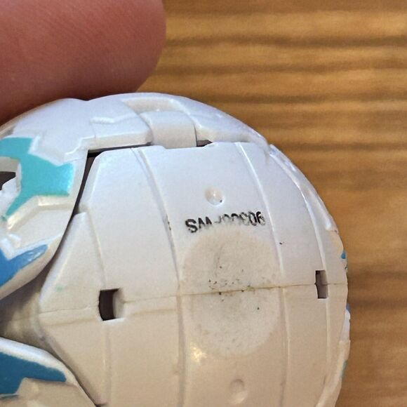 Bakugan Battle Brawlers Mixed Lot of 15 - Read Description - Picture 5 of 15